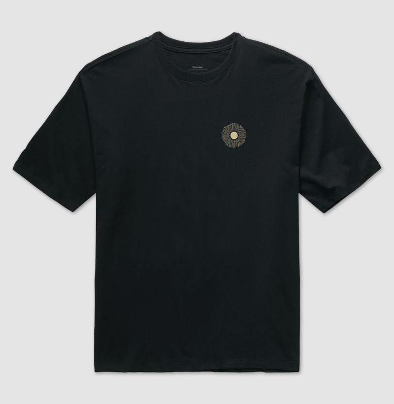 CAMISETA OVERSIZED SOL NASCENTE MINIMAL